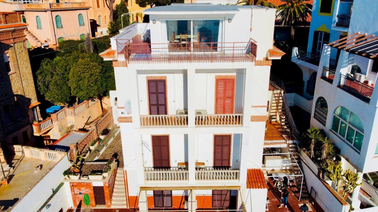Be Your Home - Appartamento 4 Camere Sul Mare Scesa Al Mare Privata Santa Marinella Ngoại thất bức ảnh