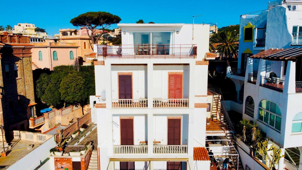 Be Your Home - Appartamento 4 Camere Sul Mare Scesa Al Mare Privata Santa Marinella Ngoại thất bức ảnh