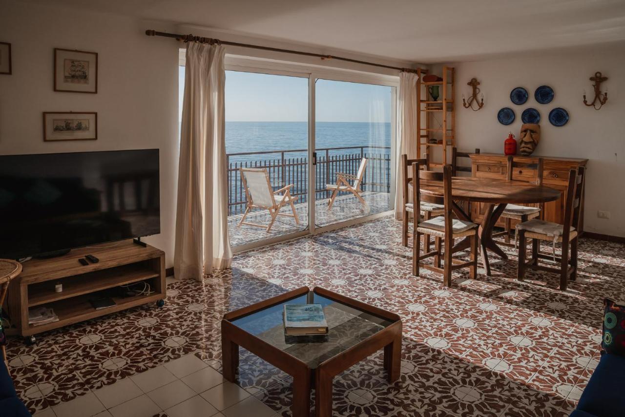 Be Your Home - Appartamento 4 Camere Sul Mare Scesa Al Mare Privata Santa Marinella Ngoại thất bức ảnh