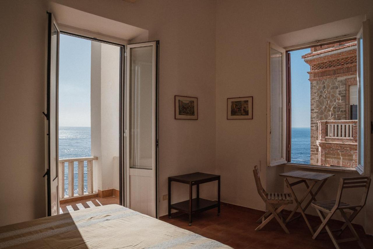 Be Your Home - Appartamento 4 Camere Sul Mare Scesa Al Mare Privata Santa Marinella Ngoại thất bức ảnh